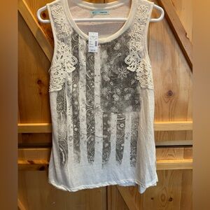 ⭐️NWT⭐️ Women’s Maurice’s Tank Top - Medium